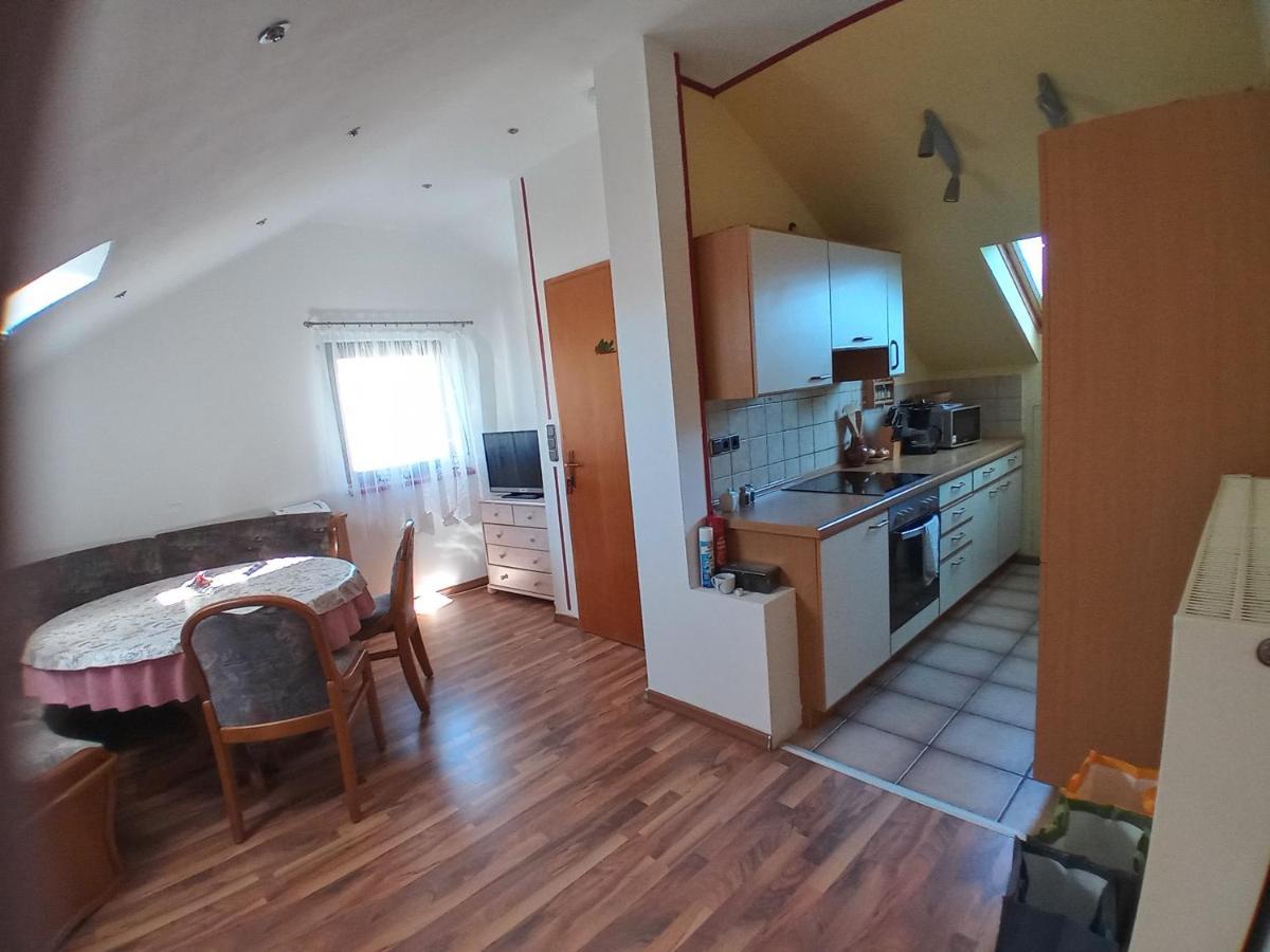Wohnung Mit 2 - 3 Zimmern Ballenberg エクステリア 写真