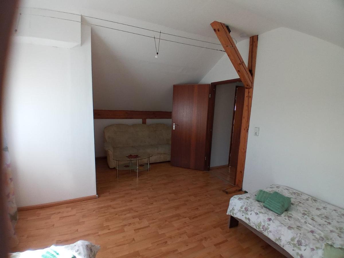 Wohnung Mit 2 - 3 Zimmern Ballenberg エクステリア 写真