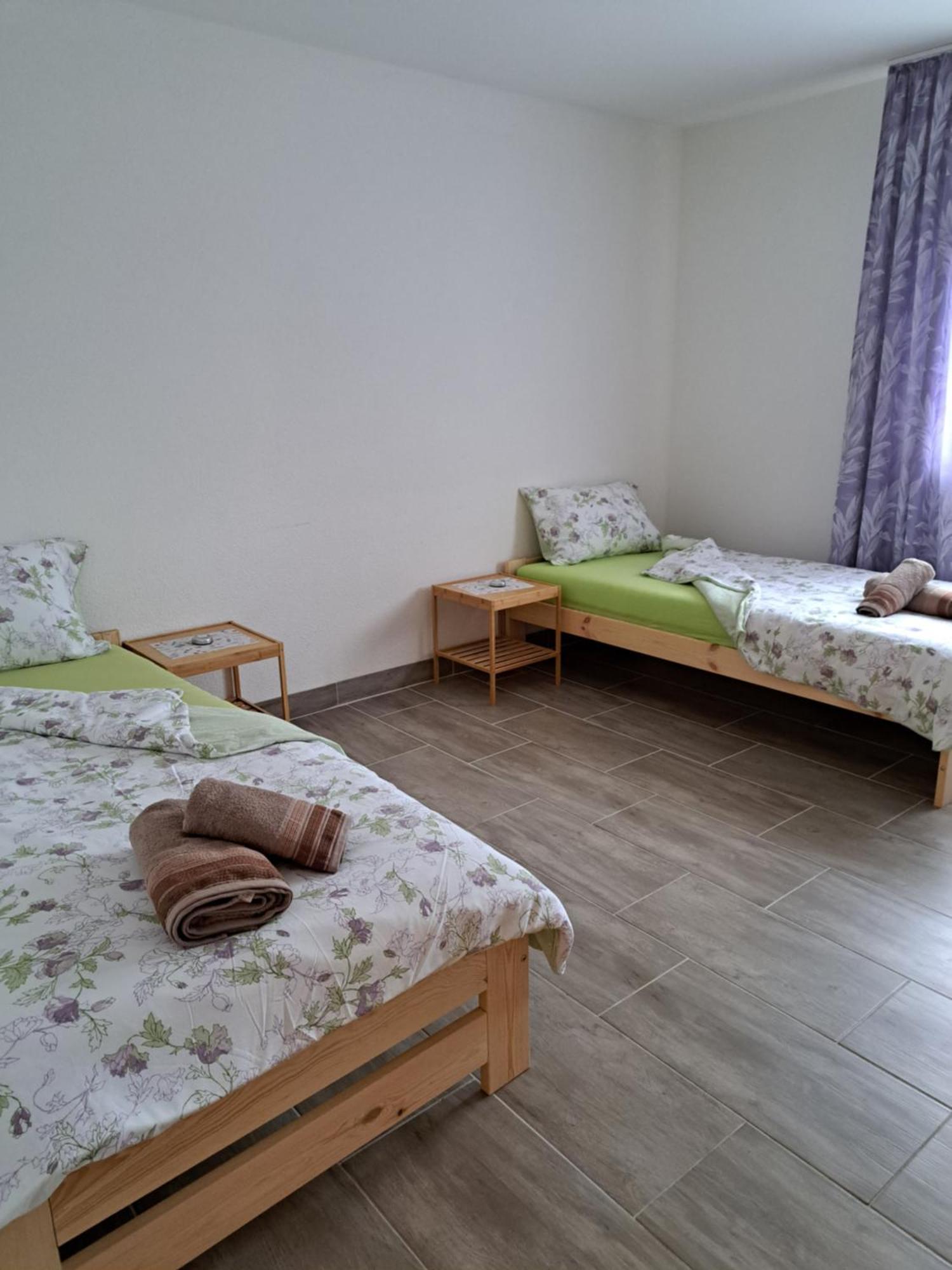 Wohnung Mit 2 - 3 Zimmern Ballenberg エクステリア 写真